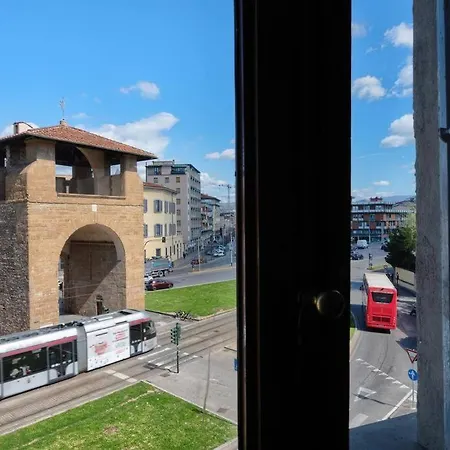 Porta A Prato 46 *