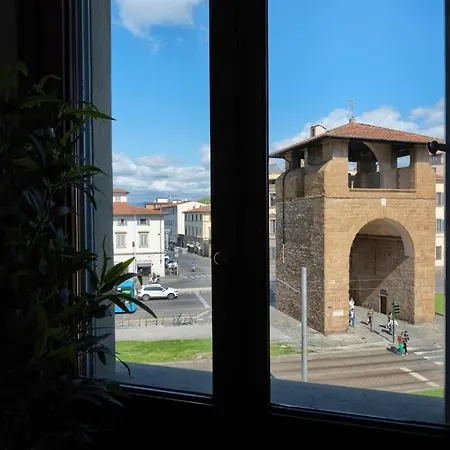 Porta A Prato 46 Apartment *