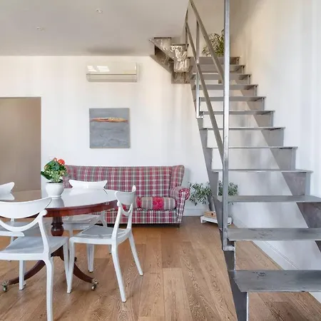 Apartment Porta A Prato 46 Florence